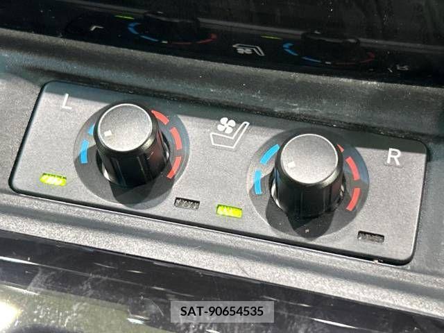 Toyota ALPHARD 2021-10 342395-6