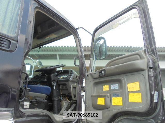 Isuzu GIGA 2009-04 360774-10