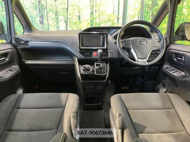 Toyota ESQUIRE 2015-06 215685-1