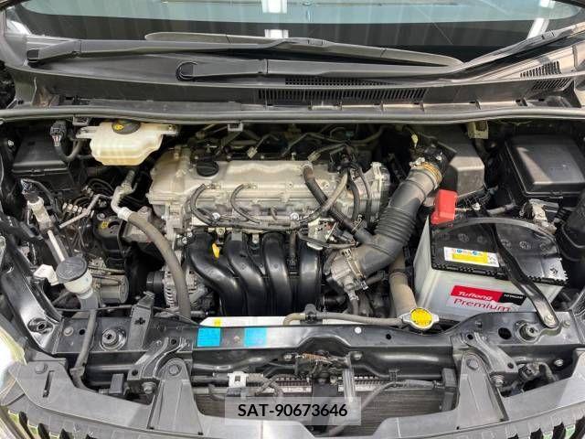 Toyota ESQUIRE 2015-06 215685-19