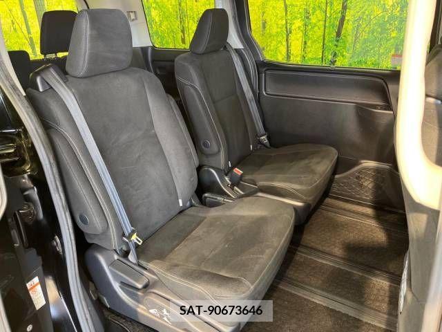 Toyota ESQUIRE 2015-06 215685-9