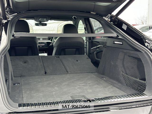Audi E-TRON 2023-03 218703-18