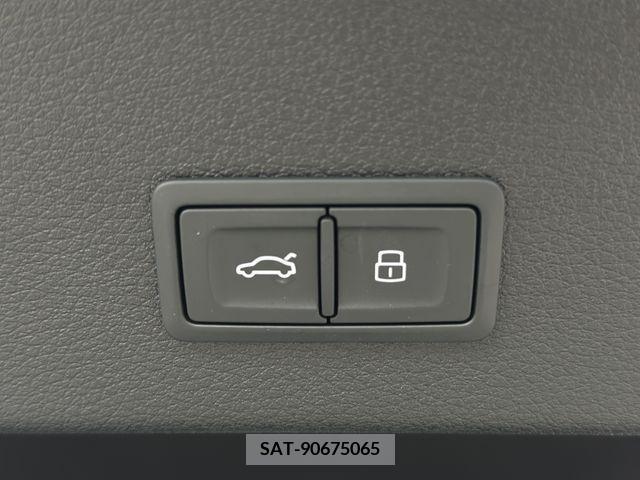 Audi E-TRON 2023-03 218703-19