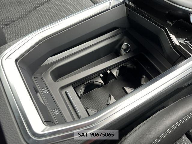 Audi E-TRON 2023-03 218703-8
