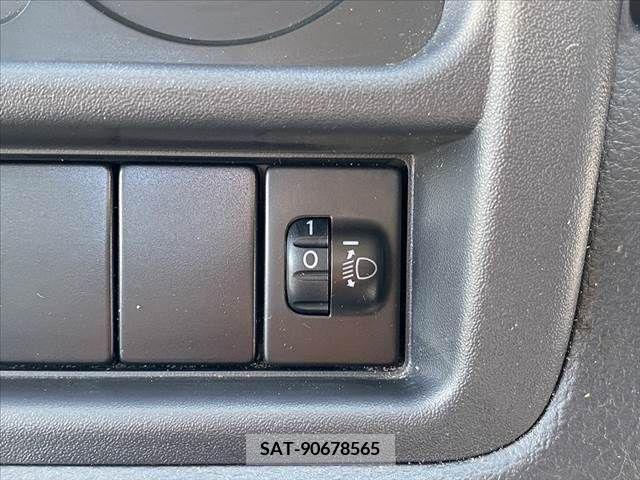 Nissan CLIPPER 2020-05 302151-5
