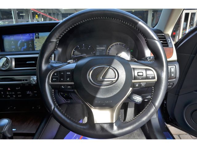 Lexus GS 2016-05 3360-7