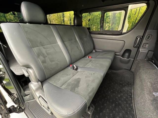 Toyota HIACE VAN 2019-10 186844-9