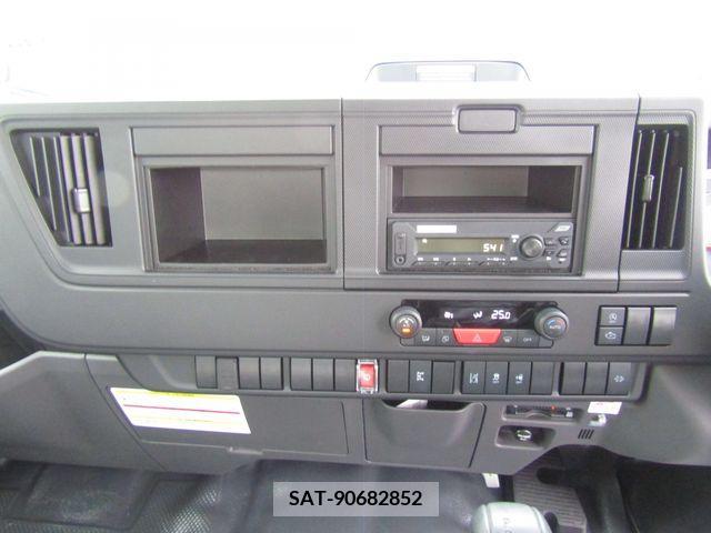 Mazda TITAN 2024-06 310885-19