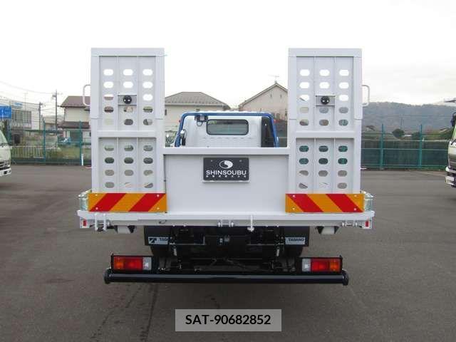 Mazda TITAN 2024-06 310885-3