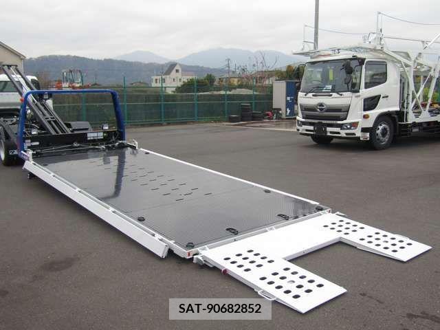 Mazda TITAN 2024-06 310885-13
