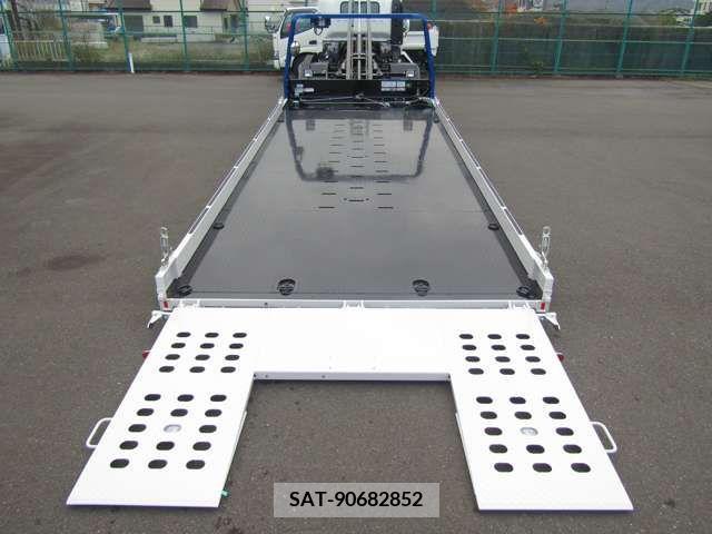Mazda TITAN 2024-06 310885-8