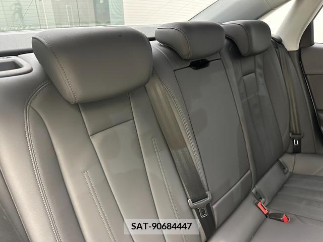 Audi A4 2021-03 223089-16