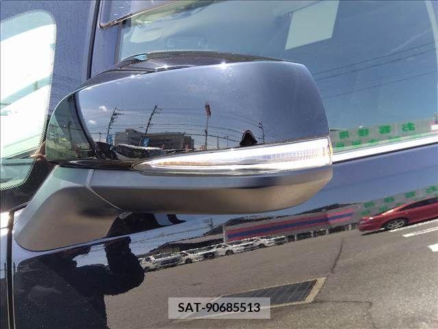 Toyota VELLFIRE 2016-05 299649-3