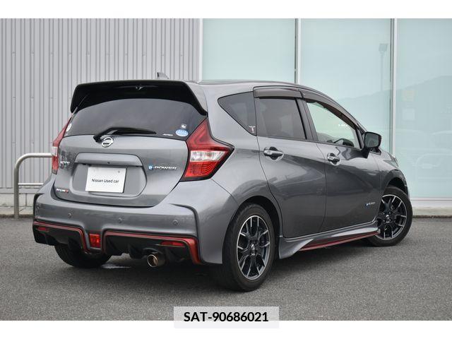 Nissan NOTE 2018-01 382890-1