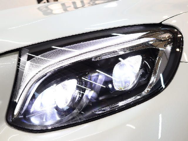 Amg C-CLASS 2018-12 193443-19