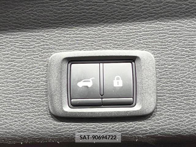 Mitsubishi OUTLANDER PHEV 2022-03 281121-6