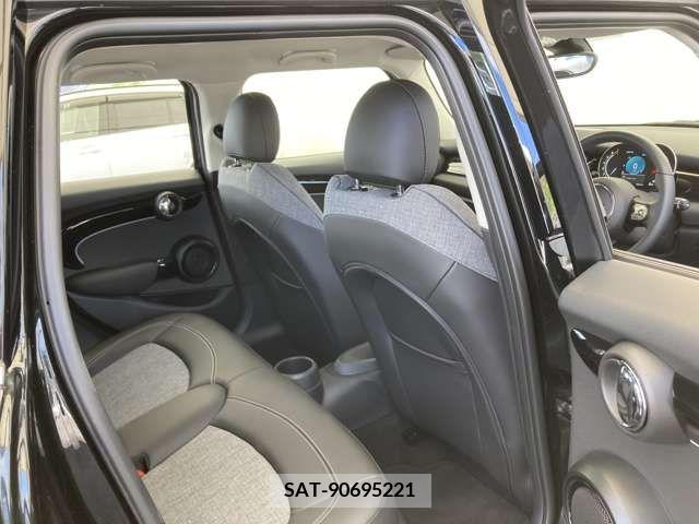 Bmw MINI 2023-04 277374-14