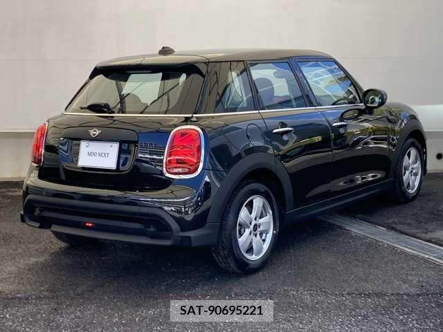 Bmw MINI 2023-04 277374-4