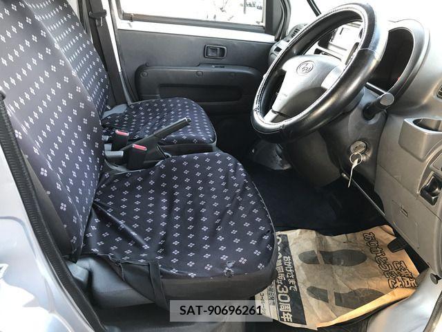 Subaru SAMBAR 2016-04 242383-6