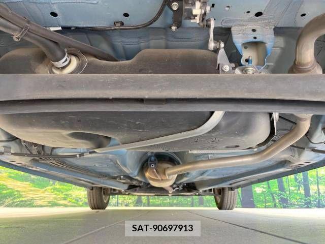 Suzuki SPACIA 2019-11 330268-18