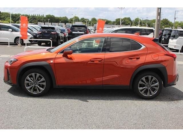 Lexus UX 2021-03 8608-8