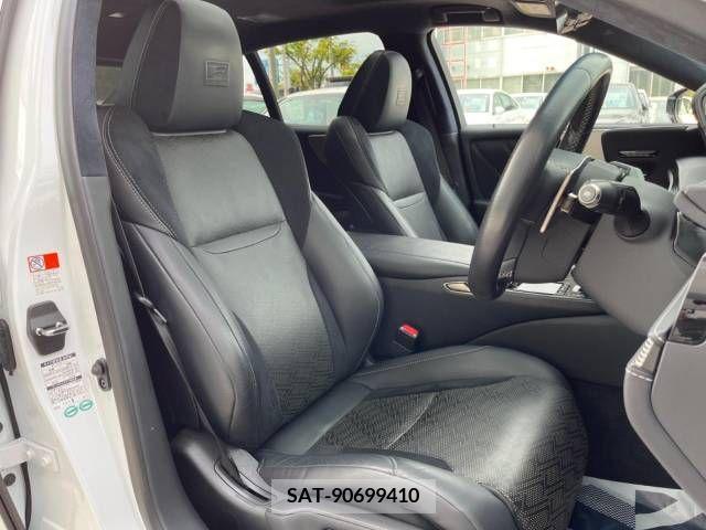 Lexus LS 2018-04 242652-9