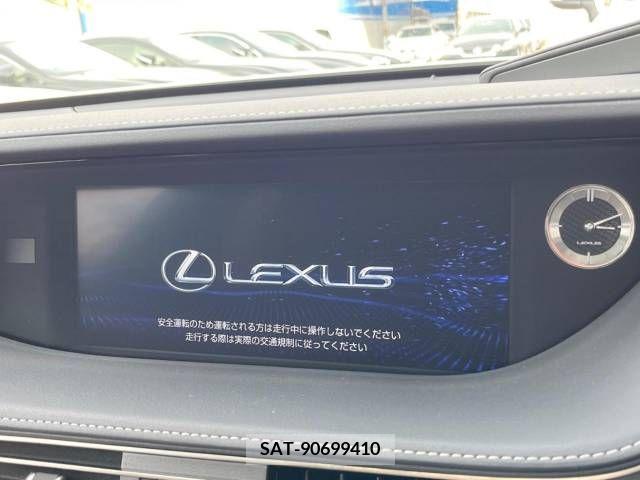 Lexus LS 2018-04 242652-5