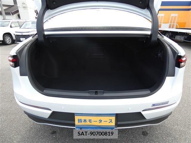 Toyota CROWN 2022-12 256285-8