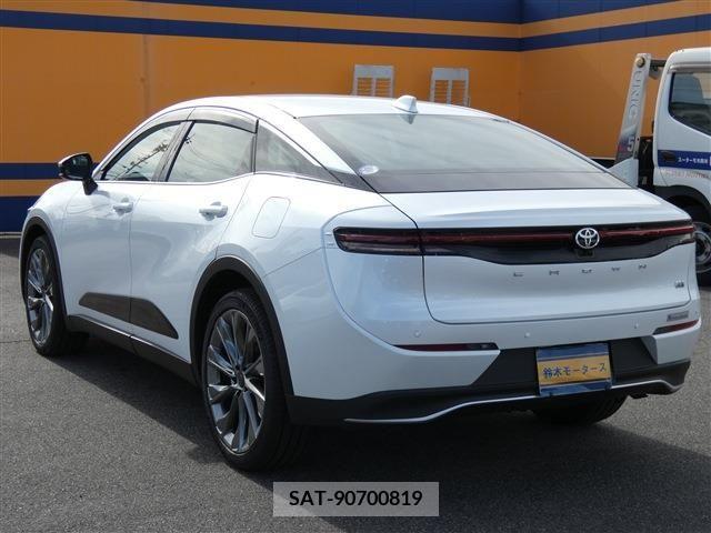 Toyota CROWN 2022-12 256285-3