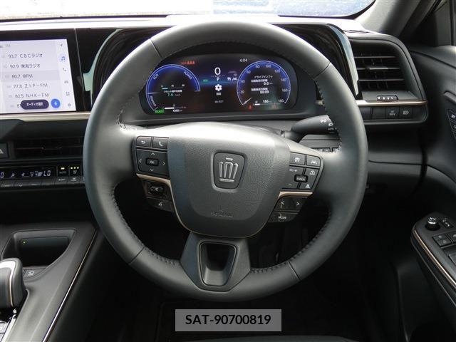 Toyota CROWN 2022-12 256285-5