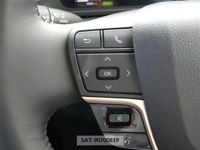 Toyota CROWN 2022-12 256285-16
