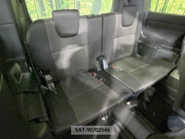 Toyota VOXY 2020-07 394971-10