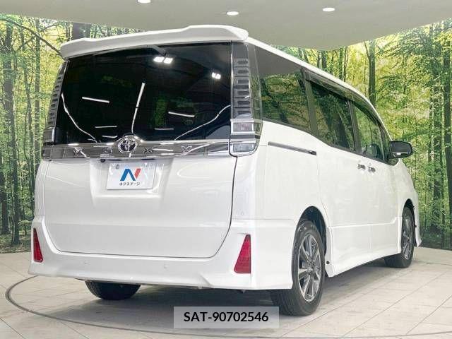 Toyota VOXY 2020-07 394971-18