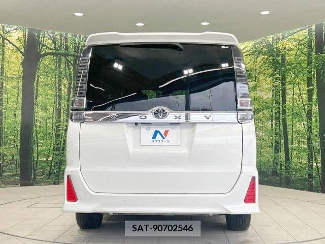 Toyota VOXY 2020-07 394971-16