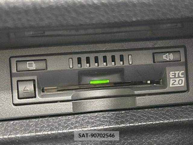 Toyota VOXY 2020-07 394971-7