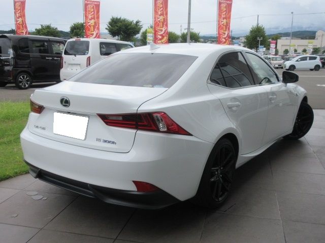 Lexus IS 2015-01 5515-1