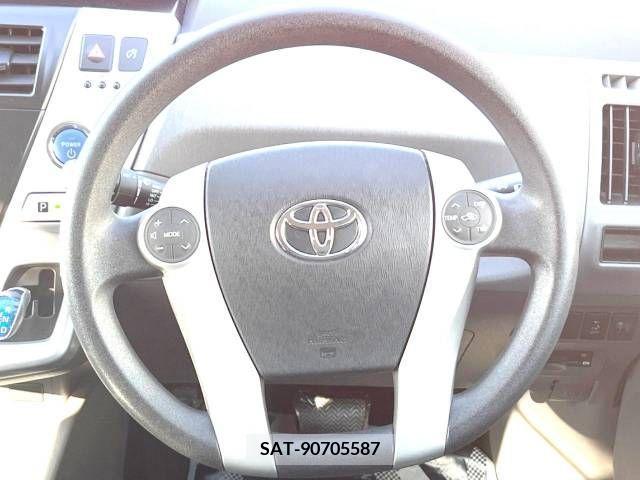 Toyota PRIUS ALPHA 2013-03 282470-19