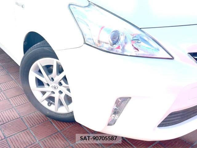Toyota PRIUS ALPHA 2013-03 282470-11