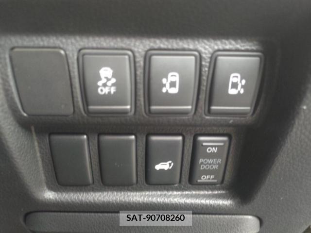 Nissan ELGRAND 2016-02 268448-13