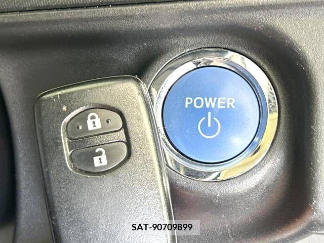 Toyota AQUA 2019-07 356221-7