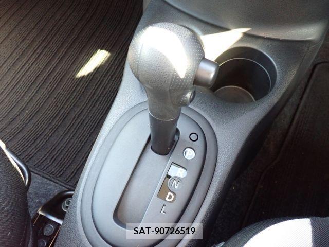Nissan NOTE 2019-01 207934-8