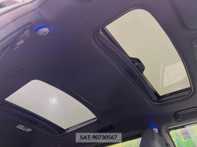 Toyota VOXY 2019-08 370392-4