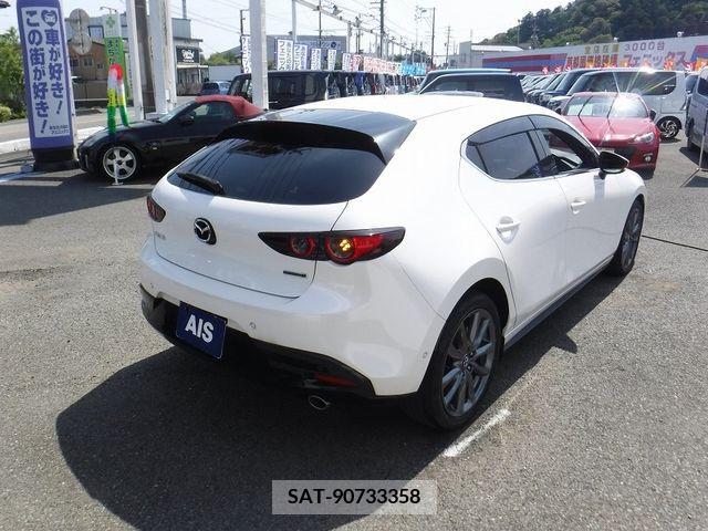 Mazda MAZDA3 2019-06 276420-5