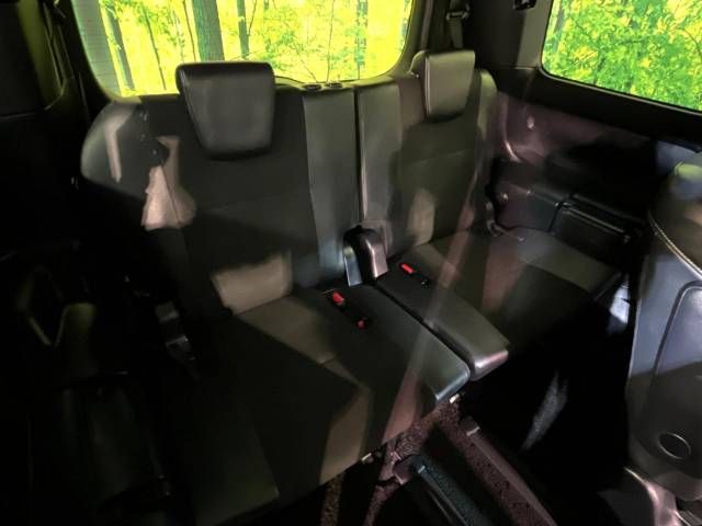 Toyota NOAH 2018-05 29234-9
