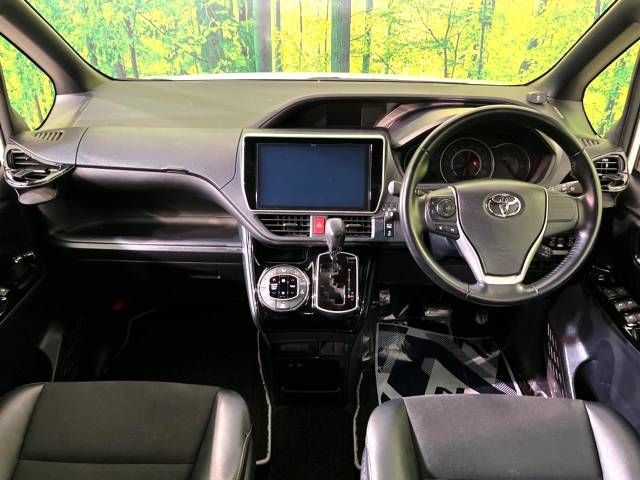Toyota NOAH 2018-05 29234-1