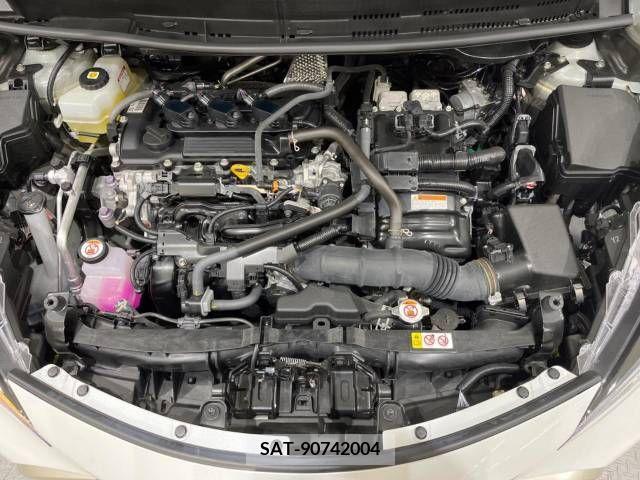 Toyota AQUA 2021-08 260545-16