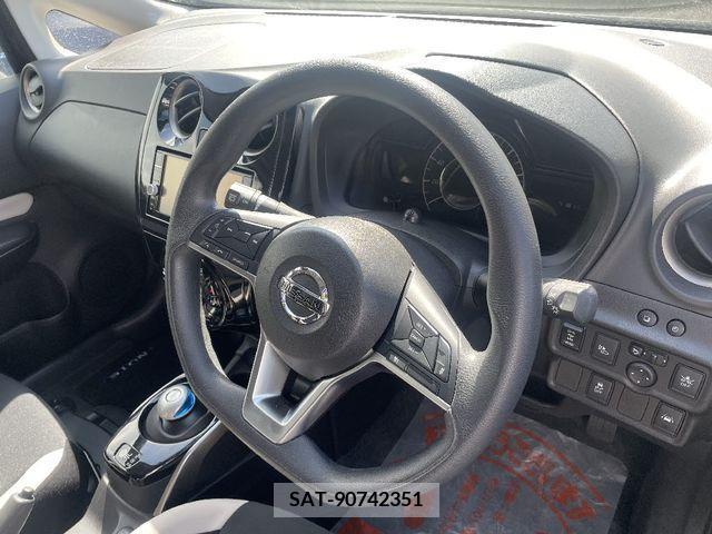 Nissan NOTE 2019-02 298115-8