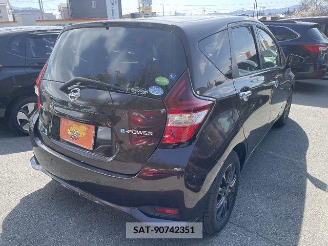 Nissan NOTE 2019-02 298115-2