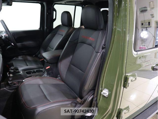 Jeep GLADIATOR 2024-04 385799-18