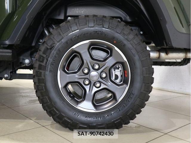 Jeep GLADIATOR 2024-04 385799-28